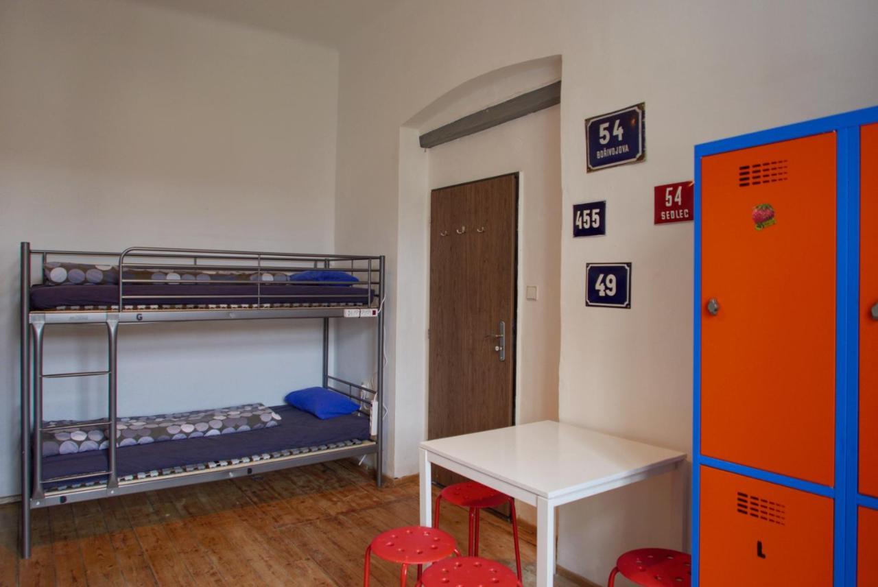 Hostel Clown And Bard Prague