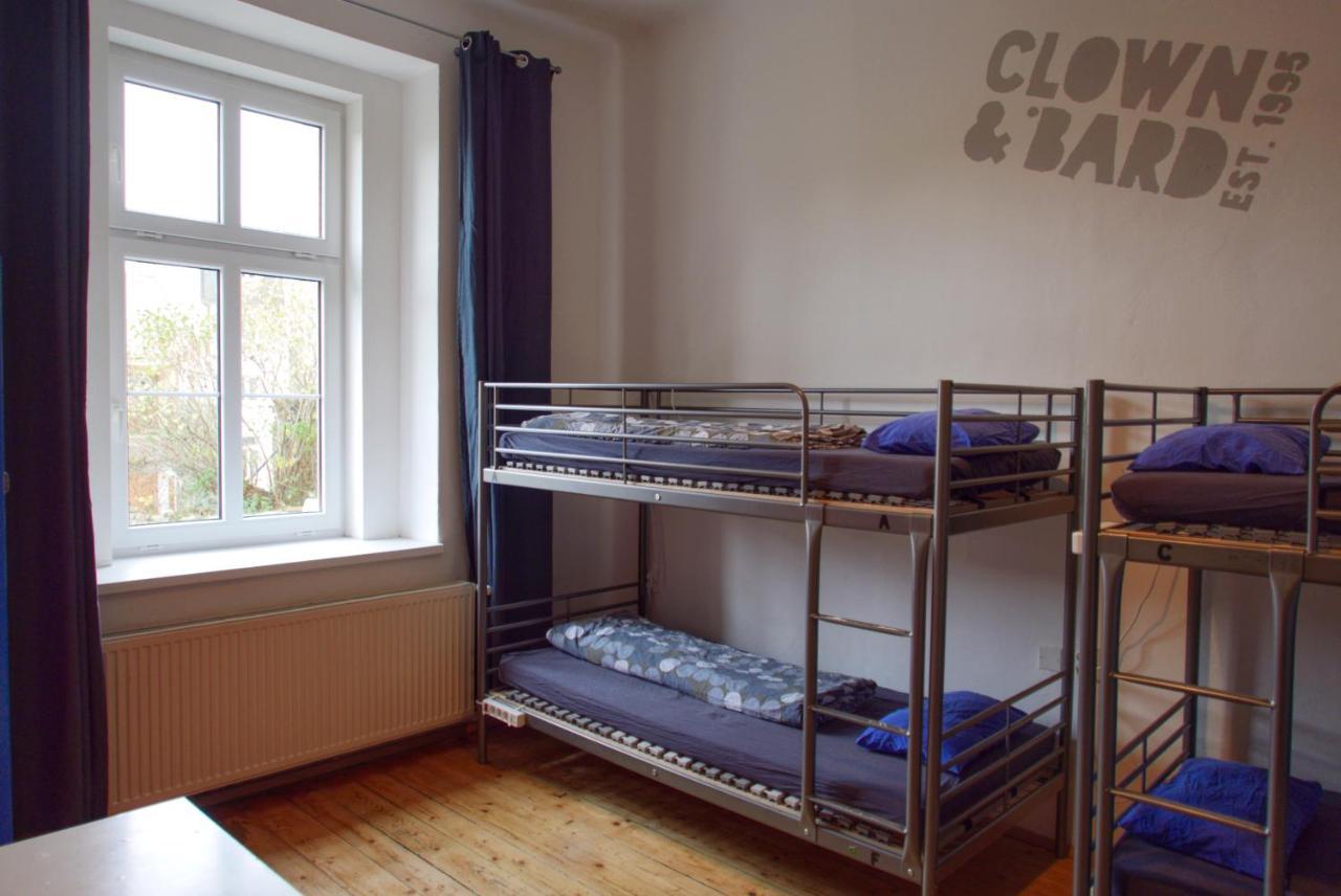 Clown And Bard Hostel *